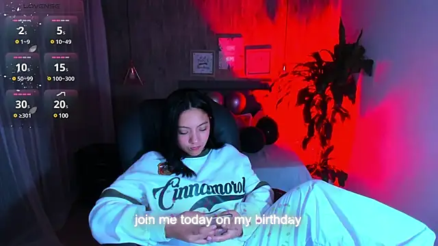 Snapshot of miichael_black chatting on December 27, 12:50 am miichael black online show from December 27, 12:50 am