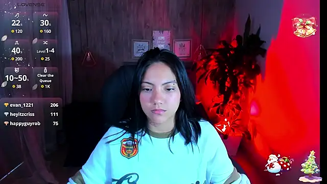 Snapshot of miichael_black chatting on January 3, 6:46 pm miichael black online show from January 3, 6:46 pm