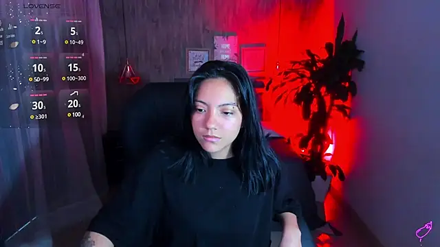 Snapshot of miichael_black chatting on January 5, 4:16 pm miichael black online show from January 5, 4:16 pm