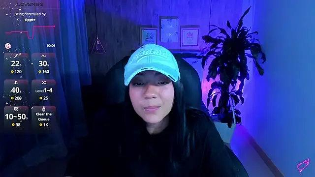Snapshot of miichael_black chatting on January 17, 10:34 pm miichael black online show from January 17, 10:34 pm