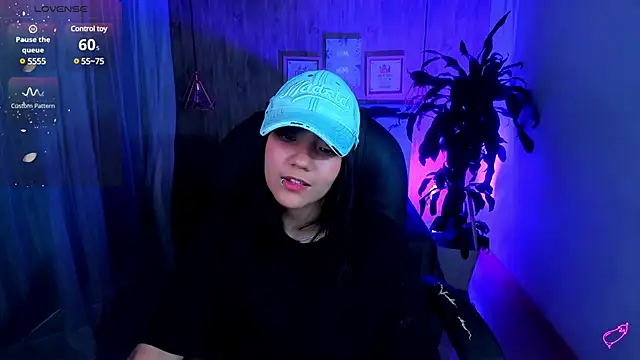 Snapshot of miichael_black chatting on January 18, 2:23 pm miichael black online show from January 18, 2:23 pm