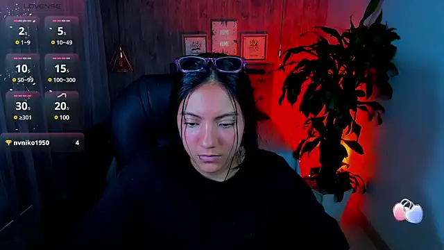 Snapshot of miichael_black chatting on March 16, 5:07 pm miichael black online show from March 16, 5:07 pm