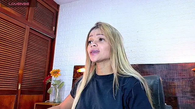 Celeste sanz online show from November 9, 2:04 pm