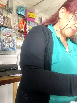 Edged Hot69 online show from February 18, 2:06 pm