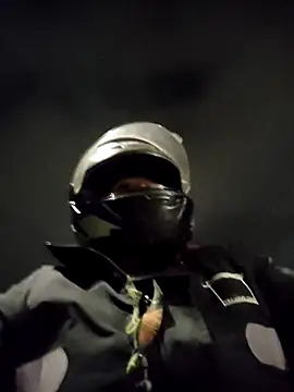 Edged Hot69 online show from February 24, 10:15 am