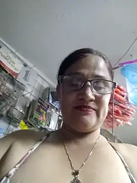 Edged Hot69 online show from October 28, 11:51 pm