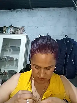 Edged Hot69 online show from December 22, 2:19 am