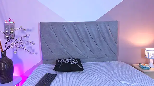 Snapshot of miaablack chatting on November 9, 8:40 pm miaablack online show from November 9, 8:40 pm