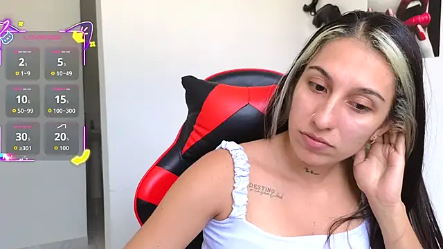 tammyandrade  online show from December 3, 8:29 pm