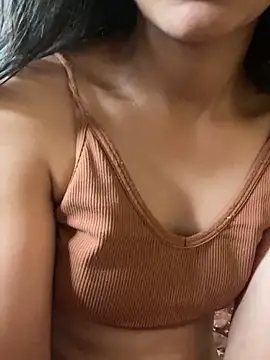 3ashi9aa online show from September 19, 9:00 am