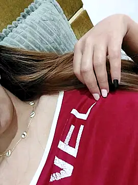 7alawa-44 online show from October 29, 1:35 pm