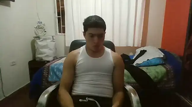 Snapshot of juanklkkp chatting on March 19, 2:48 am juanklkkp online show from March 19, 2:48 am