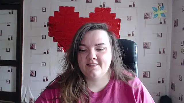 Snapshot of TasyaBigTTs chatting on March 2, 6:05 am TasyaBigTTs online show from March 2, 6:05 am