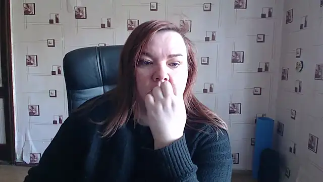 Snapshot of TasyaBigTTs chatting on April 16, 10:38 am TasyaBigTTs online show from April 16, 10:38 am