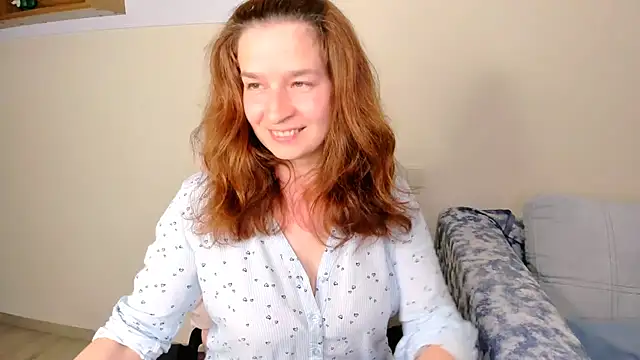 Snapshot of Clear_Angel chatting on June 12, 6:18 pm Clear Angel online show from June 12, 6:18 pm