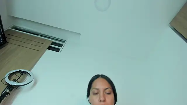 emiily15   online show from July 16, 1:44 am