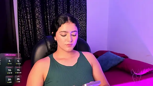 Snapshot of Adhara-zanne chatting on February 10, 4:41 am Adhara-zanne online show from February 10, 4:41 am