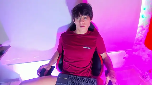 LilOwen  online show from January 12, 5:51 pm