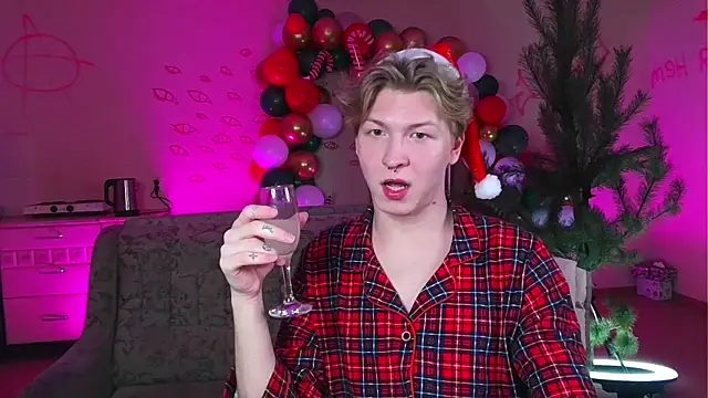 TheMikeSever online show from December 31, 5:18 pm