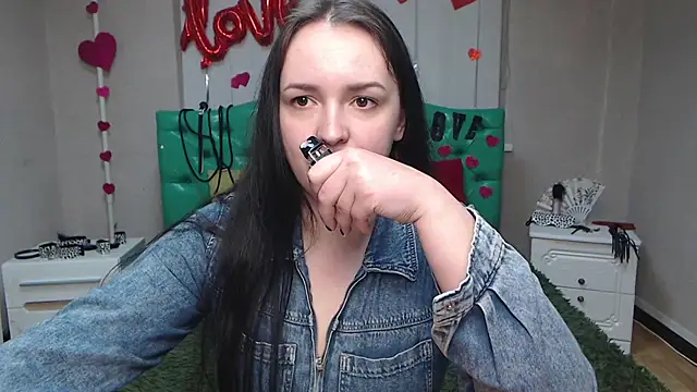 Snapshot of IsabelBlackberry chatting on March 16, 9:16 am IsabelBlackberry online show from March 16, 9:16 am