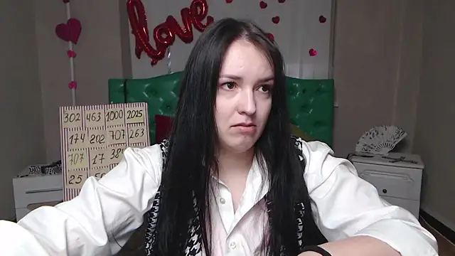 IsabelBlackberry online show from February 24, 6:33 am