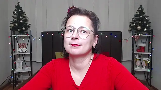 Snapshot of MarieSho chatting on January 10, 1:31 pm MarieSho online show from January 10, 1:31 pm