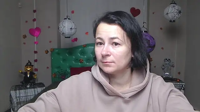 Snapshot of MarieSho chatting on November 10, 7:07 am MarieSho online show from November 10, 7:07 am