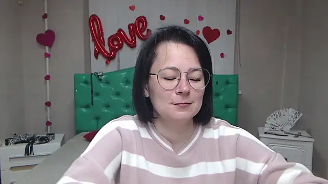 MarieSho online show from April 29, 6:17 am