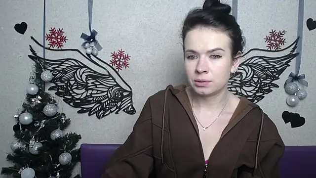 JasmineKouch online show from December 13, 7:53 pm