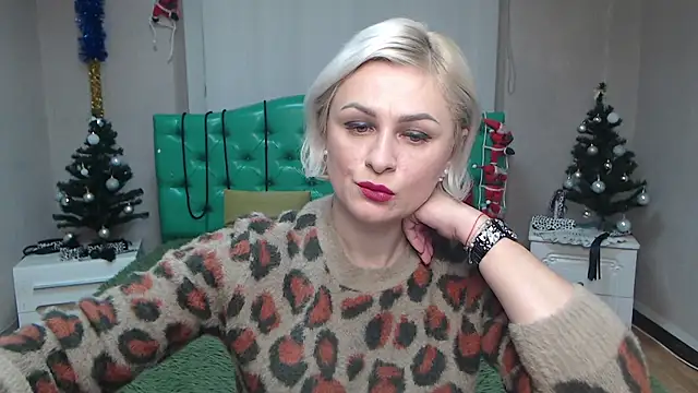 OliviaHorst online show from December 18, 6:53 am