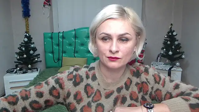 OliviaHorst online show from December 18, 2:28 pm