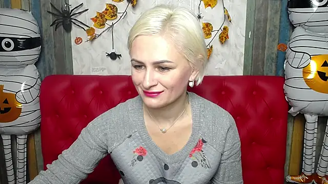 OliviaHorst online show from October 30, 6:37 am