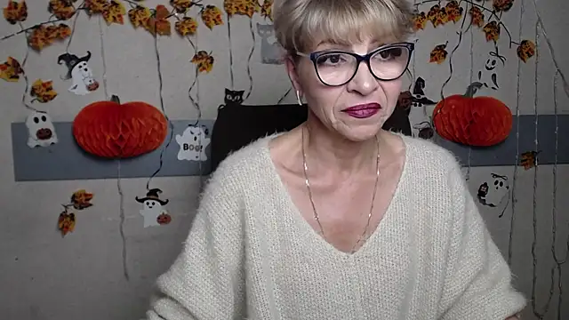 EllaBonito online show from November 16, 6:41 am