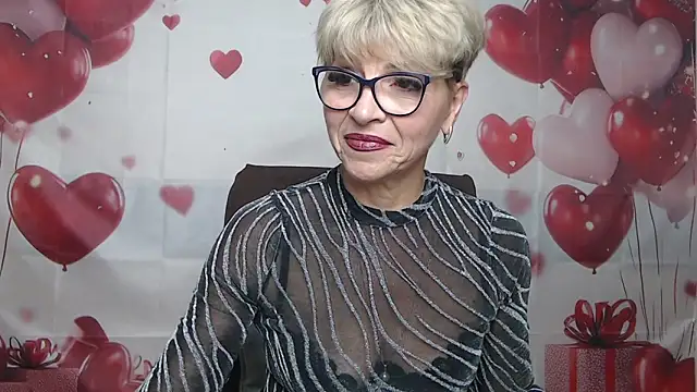 EllaBonito online show from May 4, 5:36 am