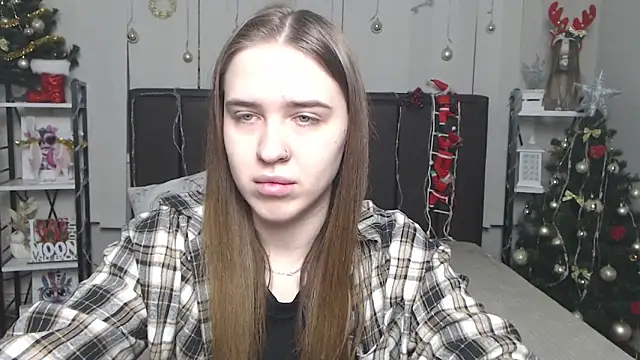 LauraHlot online show from December 21, 6:48 pm