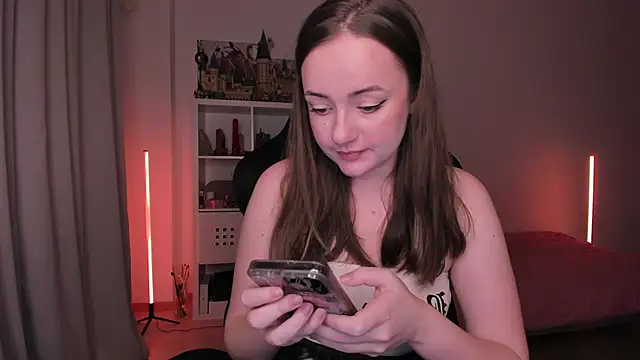 Snapshot of WalkingGirl chatting on January 29, 7:00 pm WalkingGirl online show from January 29, 7:00 pm