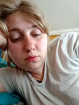 Snapshot of AnastasiaSky19 chatting on May 8, 7:25 am AnastasiaSky19 online show from May 8, 7:25 am