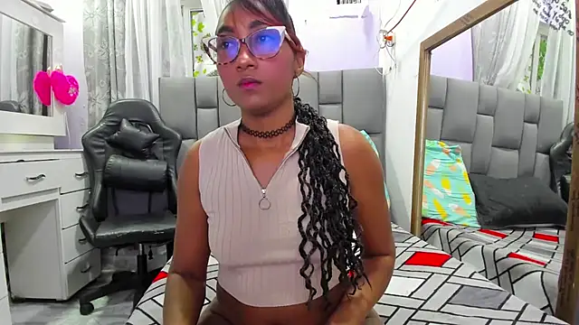 Snapshot of MurphyAngelina chatting on November 25, 3:28 am MurphyAngelina online show from November 25, 3:28 am