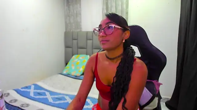 Snapshot of MurphyAngelina chatting on June 7, 2:59 am MurphyAngelina online show from June 7, 2:59 am