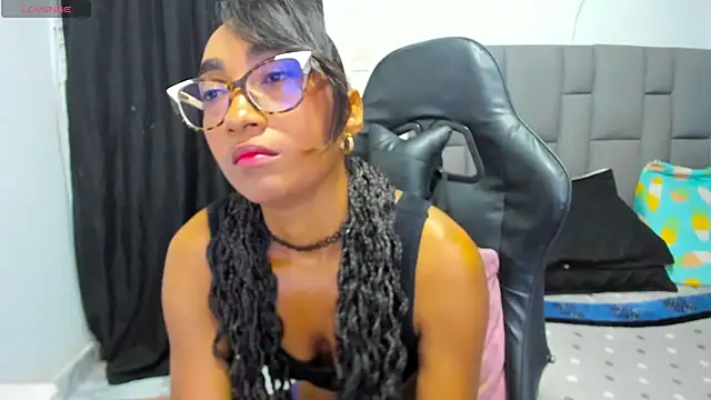 Snapshot of MurphyAngelina chatting on July 2, 3:23 am MurphyAngelina online show from July 2, 3:23 am