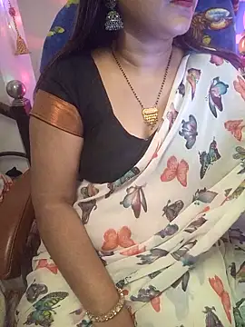 Snapshot of nisha_baby2 chatting on February 8, 3:21 pm nisha baby2 online show from February 8, 3:21 pm