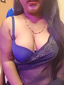 Snapshot of nisha_baby2 chatting on May 24, 6:24 pm nisha baby2 online show from May 24, 6:24 pm