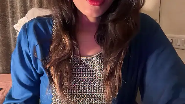 Snapshot of Cupid_of_Hearts chatting on May 3, 2:17 am Cupid of Hearts online show from May 3, 2:17 am