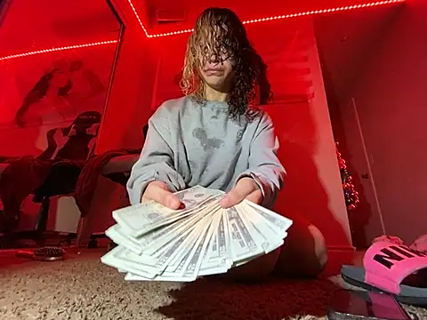 Creolegirl19 online show from March 1, 12:40 pm