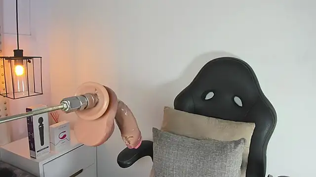 baby naughty1  online show from January 10, 1:31 pm