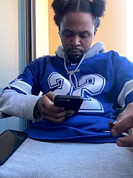 Snapshot of MobyDxck chatting on December 1, 4:29 pm MobyDxck online show from December 1, 4:29 pm