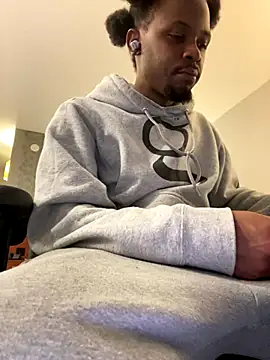 Snapshot of MobyDxck chatting on December 2, 3:15 am MobyDxck online show from December 2, 3:15 am