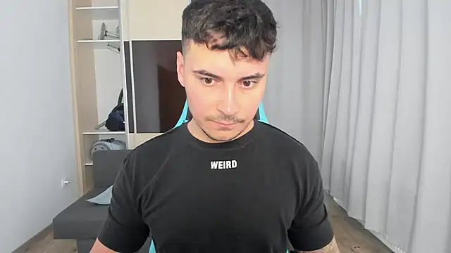 MatMalonne online show from November 8, 1:22 pm