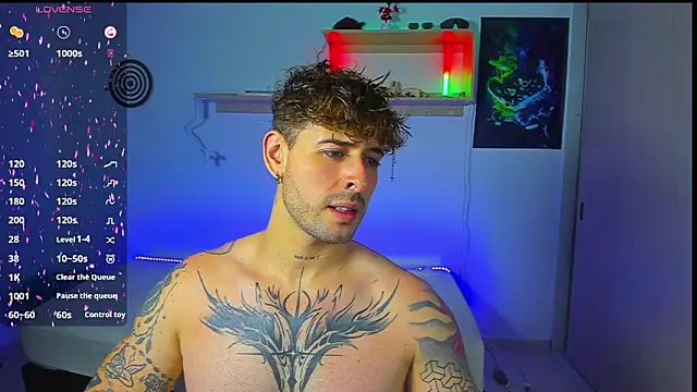 Snapshot of Ares_blue chatting on June 2, 2:41 pm Ares blue online show from June 2, 2:41 pm