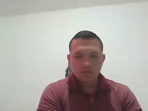 Snapshot of Guti23678 chatting on November 6, 2:07 pm Guti23678 online show from November 6, 2:07 pm